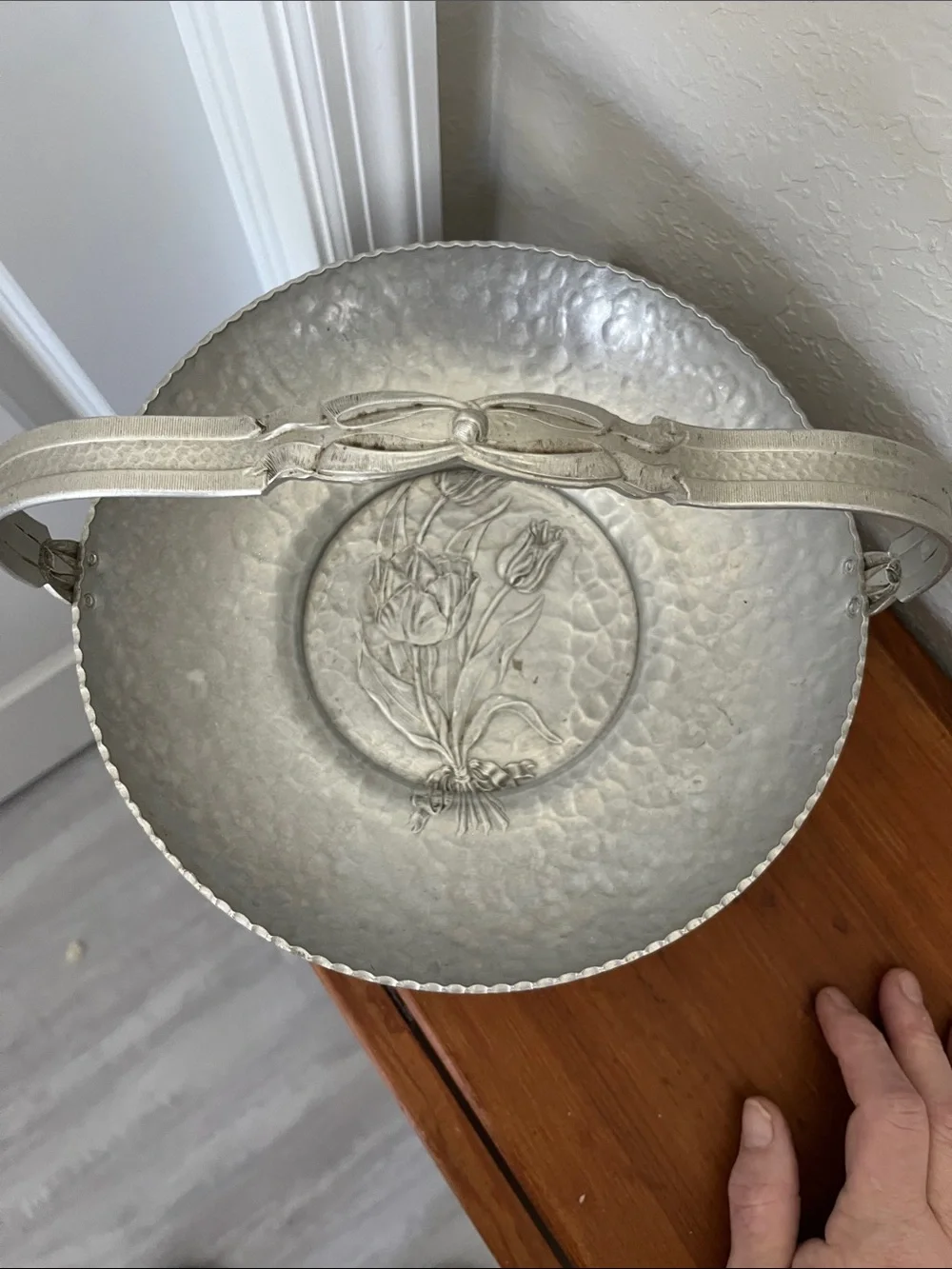 Hand Wrought Creations by Rodney Kent #466 Tulips 1940’s Hammered basket RARE